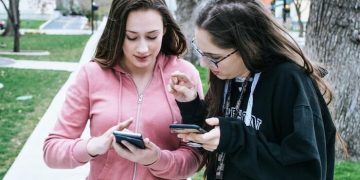 The Best Money-Sending App You Can Use Easily