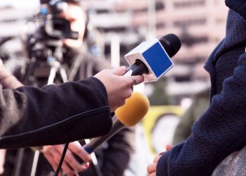 Career In Journalism: A Complete Guide For Students!