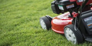 Features that make Briggs and Stratton lawn mower stand out
