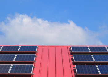 Roofing and Solar: What Homeowners Need to Consider
