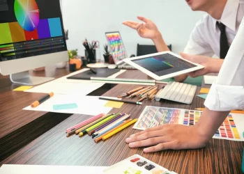 Top 5 Advantages of Hiring a Professional Prepress Service Provider