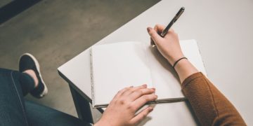 10 Tips to Improve your English Writing Skills