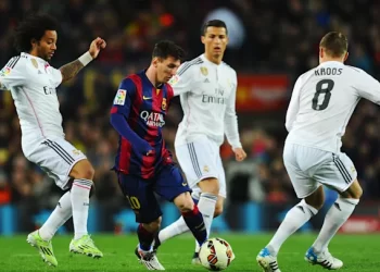 How to play football