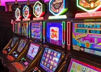 Top 7 Biggest Slot Machine Wins Of All Time