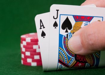 Why Should You Get a Credit Line to Play at the Casino?