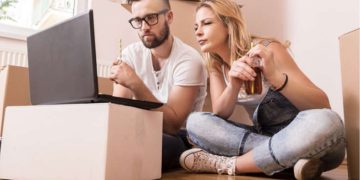 Online Conveyancing Quotes vs In-Person – Which is Best?