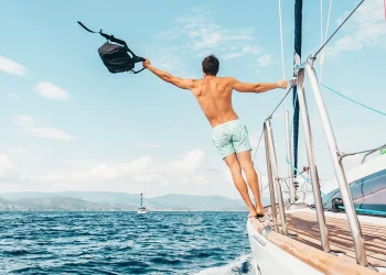 Packing for a Yacht Charter Vacation: A Guide
