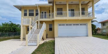 Why Should You Consider Buying Property in Belize and Ambergris Caye?