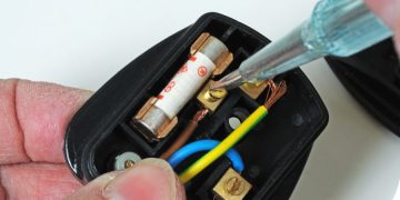 Breaking the Circuit: Common Challenges Electricians Encounter When Tracing Faulty Wiring