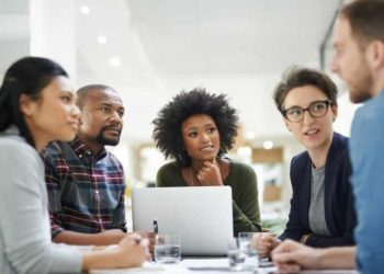 The Role of English in Global Business Communication